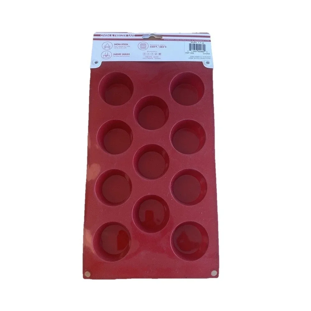 Fat Daddio's Muffin Pan Silicone Mold for Baking & Soap Making 2.01